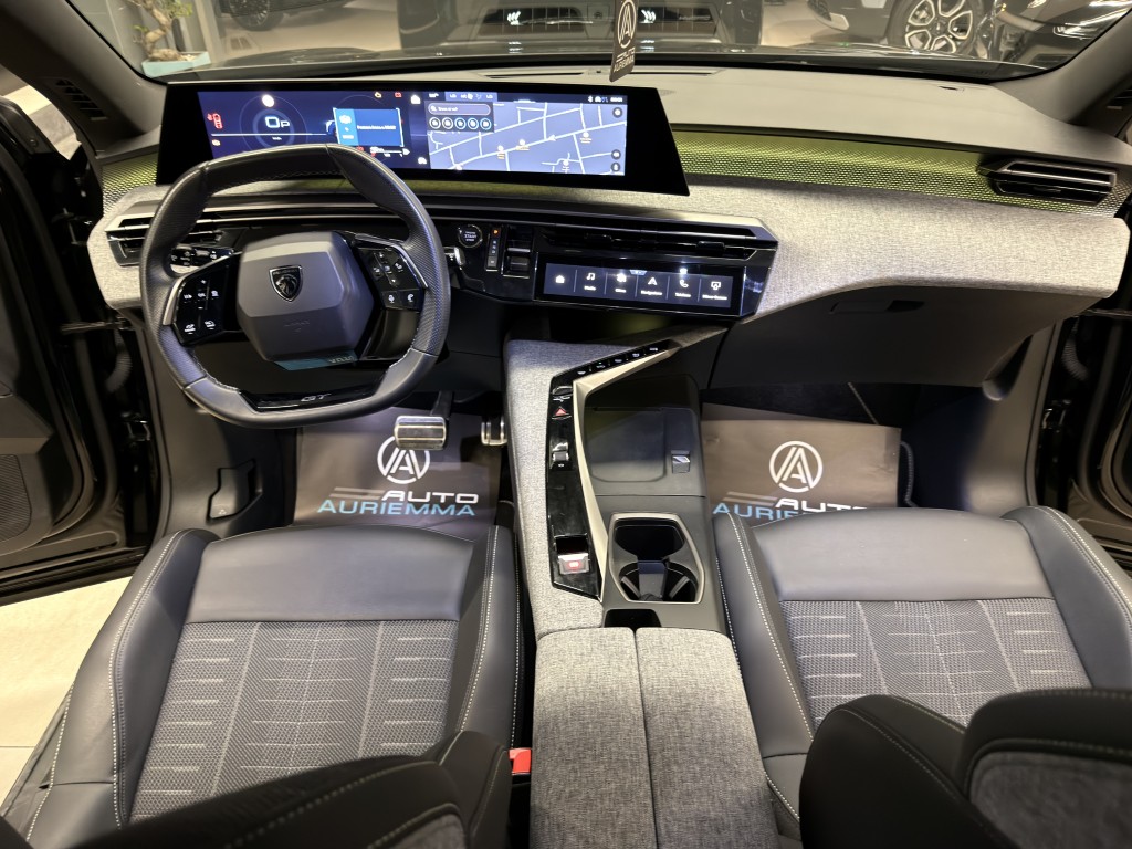 PEUGEOT 3008 1200 HYBRID 145 CV GT 